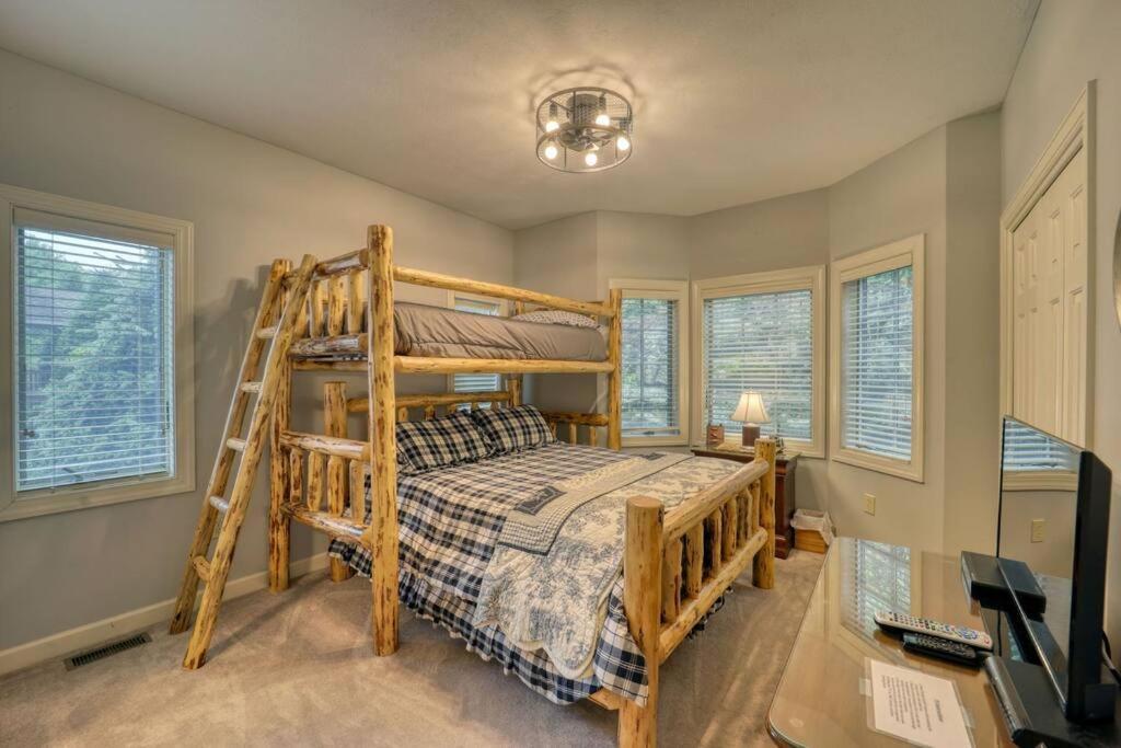 Bucket List Views Sugar Mountain Private Condo - 2Bed, 2Bath, Sleeps 6, Panoramic Views Of Mountains From Large Deck, Short Drive To Shopping, Restaurants, Cafes & Banner Elk Town Zewnętrze zdjęcie