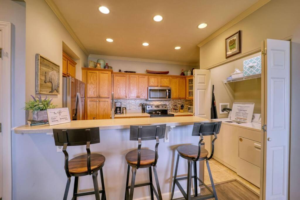 Bucket List Views Sugar Mountain Private Condo - 2Bed, 2Bath, Sleeps 6, Panoramic Views Of Mountains From Large Deck, Short Drive To Shopping, Restaurants, Cafes & Banner Elk Town Zewnętrze zdjęcie