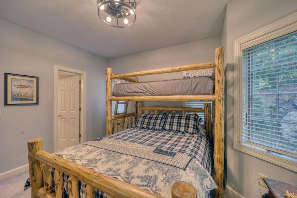Bucket List Views Sugar Mountain Private Condo - 2Bed, 2Bath, Sleeps 6, Panoramic Views Of Mountains From Large Deck, Short Drive To Shopping, Restaurants, Cafes & Banner Elk Town Zewnętrze zdjęcie